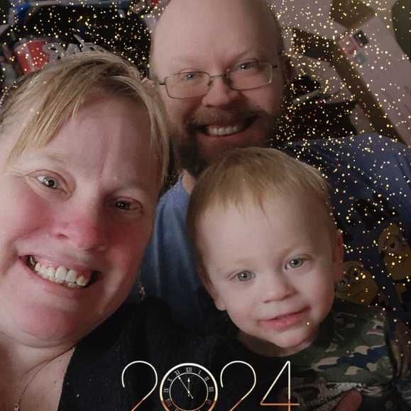 Meet your Posher, Katie - Picture 2 of 2